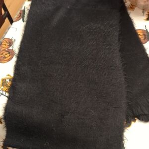 Alpaca Black Scarf